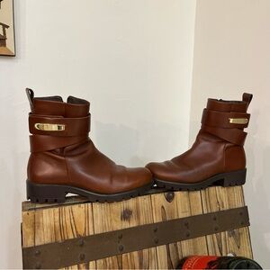 ECCO Modtray HYDROMAX Brown Leather Ankle Boots with Gold Accents